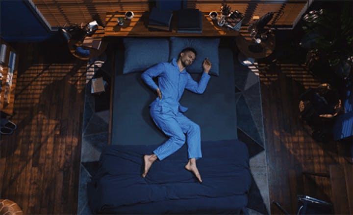 Get fast pain relief and sleep the whole night with Advil PM. Person sleeping