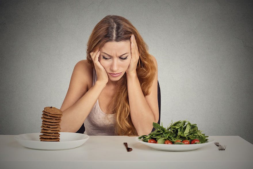 women-adjust-eating-habits women-adjust-eating-habits