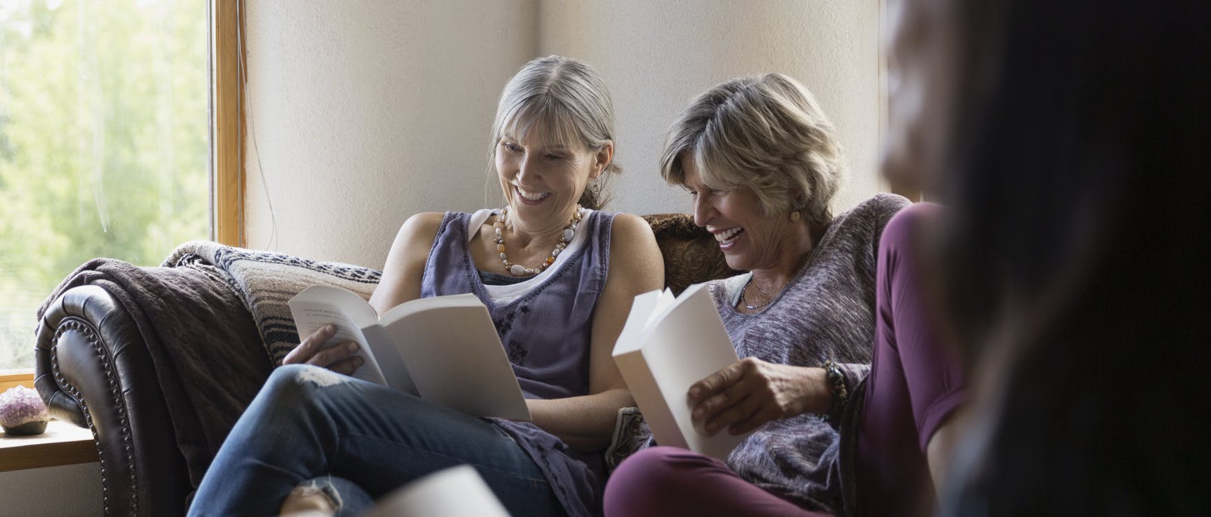 woman getting closer to others