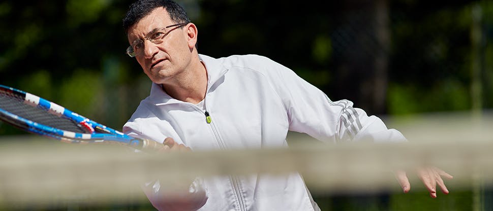Verstauchungen und Zerrungen treten häufig beim Sport auf, aber nicht nur dort