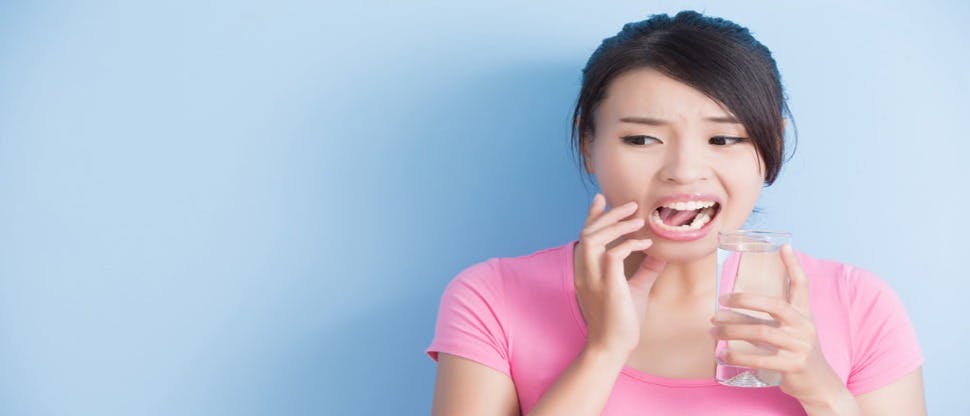 Women with sensitive teeth