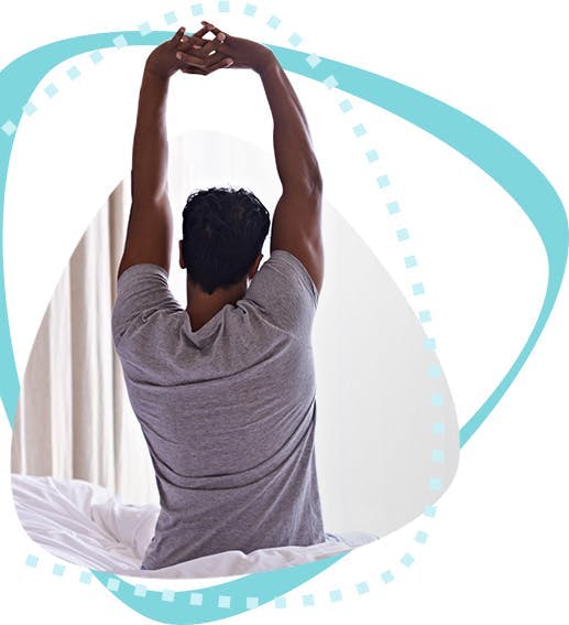 Homme faisant des étirements du matin Homme faisant des étirements du matin