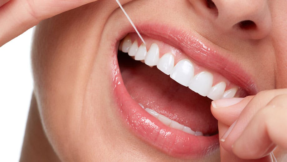 Sensodyne Flossing Tips From a Dentist Sensodyne Flossing Tips From a Dentist