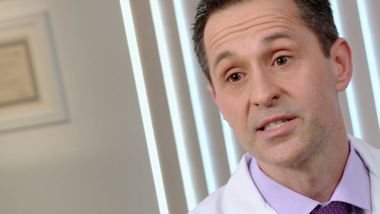 $imgtitle Dr. Gary explains how Sensodyne Repair and Protect helps stop tooth sensitivity